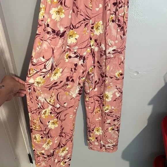 Floral pant/Romper - Picture 3 of 3